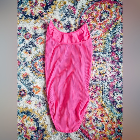 Aritzia Sunday Best Seamless Bodysuit - Picture 4 of 4